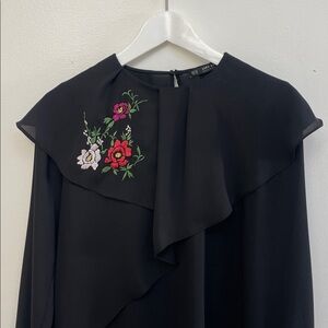 Zara Black Flower Embroidery Long Sleeve Blouse. Size XS